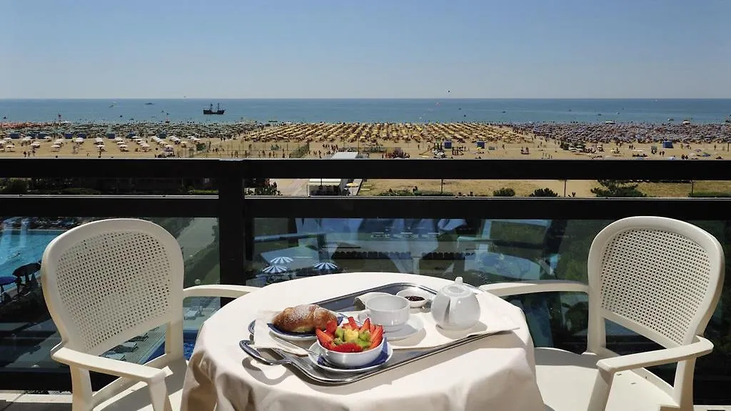 Hotel Palace Bibione 4*,  Italia