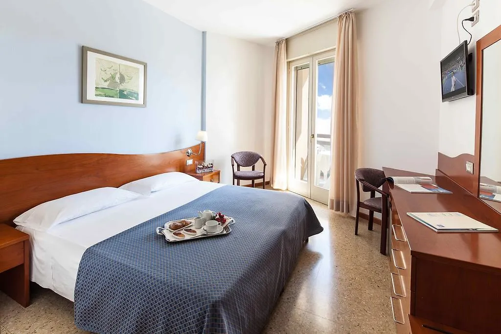 Hotel Palace Bibione 4*,